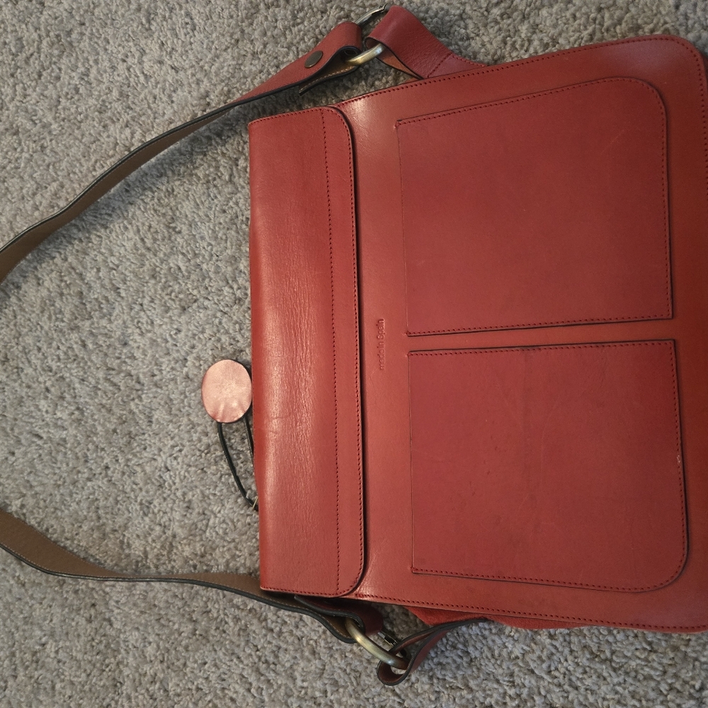 Red bag - Picture 7 of 8